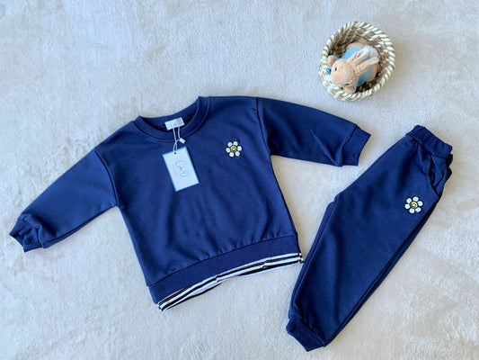 Daisy Sweatshirt and Pants Set